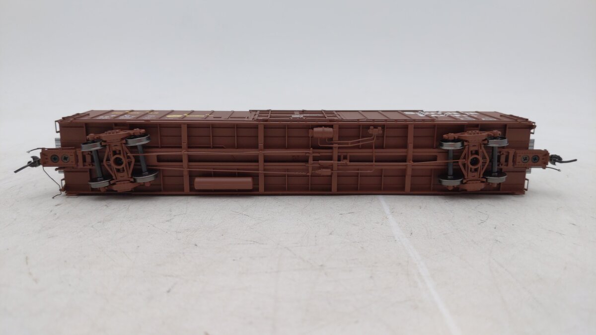 ExactRail EP-80500-8 HO Southern Pacific PC&F 62' Insulated Box Car #691687