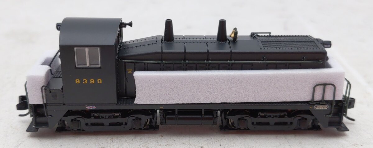 Broadway Limited 3884 N Pennsylvania EMD SW7 Diesel Locomotive Sound/DCC #9390