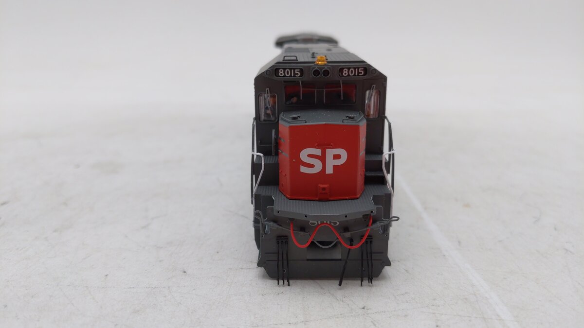 Atlas 7290 HO Southern Pacific Dash 8-40B Silver #8015