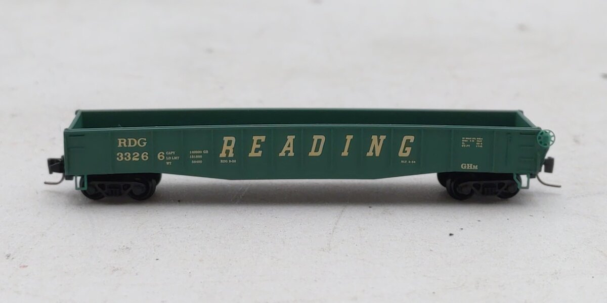 MicroTrains 52200271 Z 50' Gondola/Steel Plate Load Reading Lines #33266