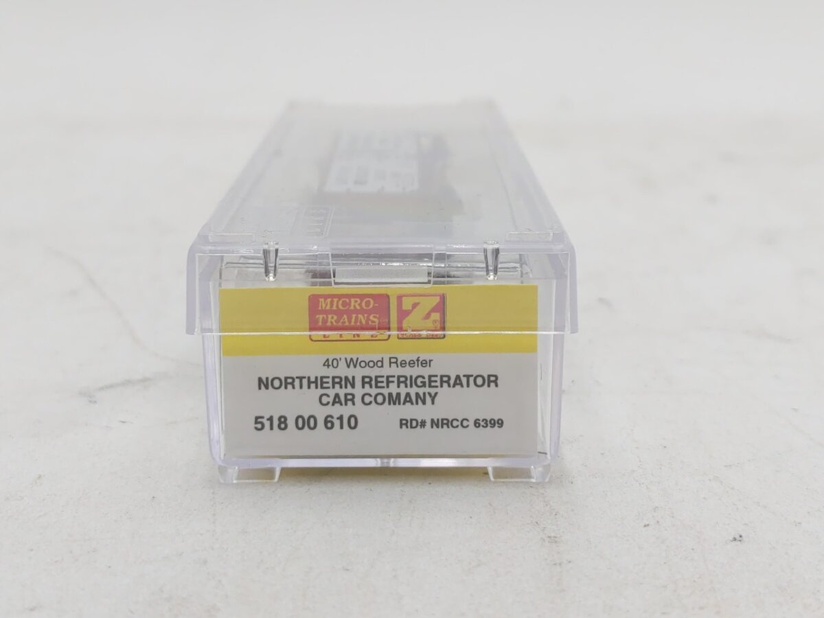 Micro-Trains 51800610 Z NRCC 40’ Double-Sheathed Wood Reefers #6399