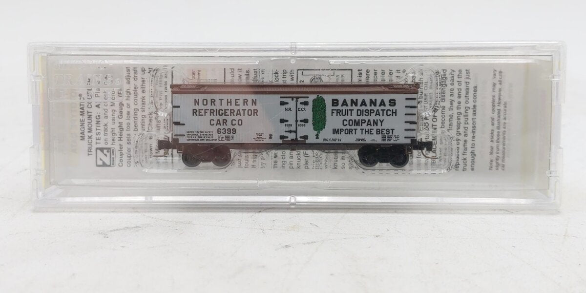 Micro-Trains 51800610 Z NRCC 40’ Double-Sheathed Wood Reefers #6399