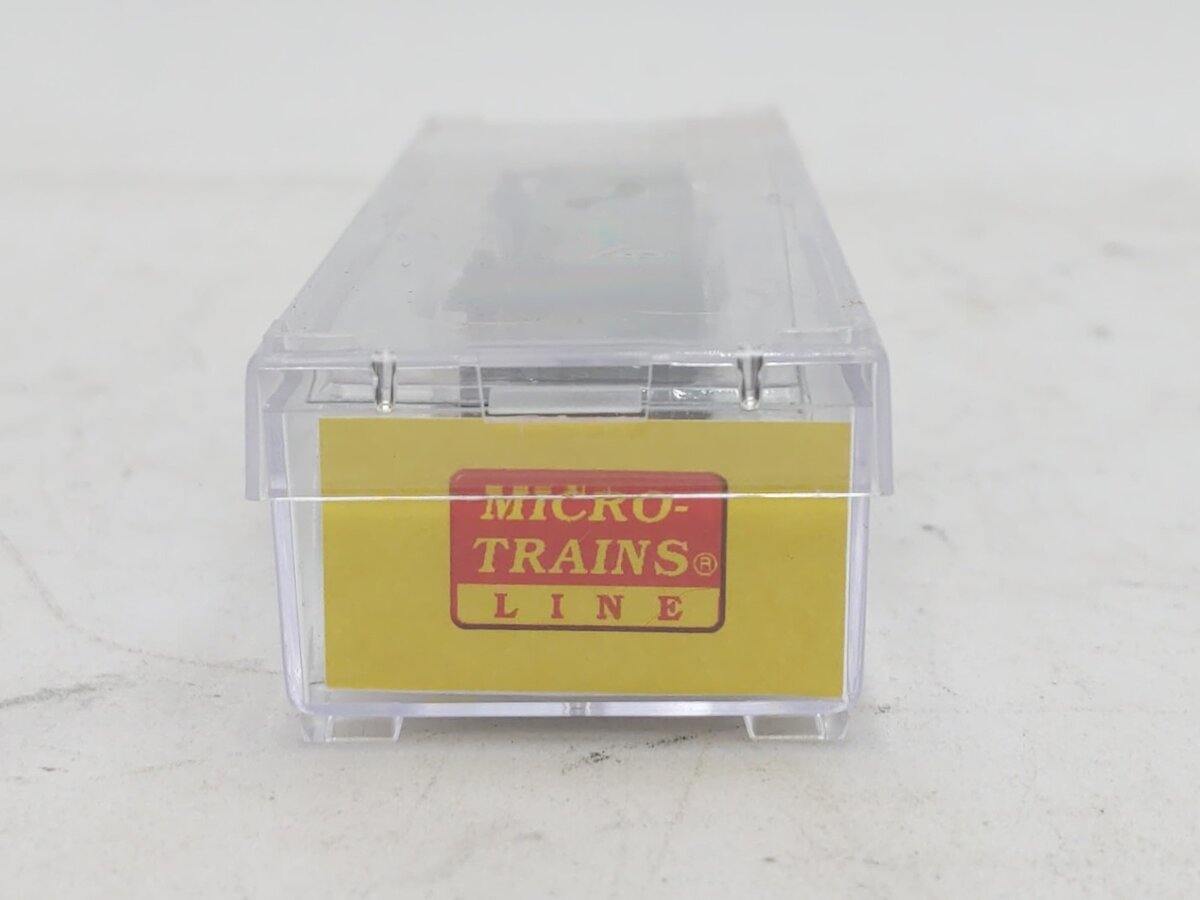 Micro Trains 51800412 Z Canadian National 40' Wood Reefer #10332