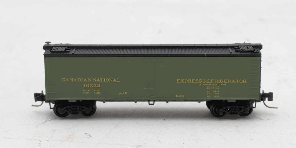 Micro Trains 51800412 Z Canadian National 40' Wood Reefer #10332