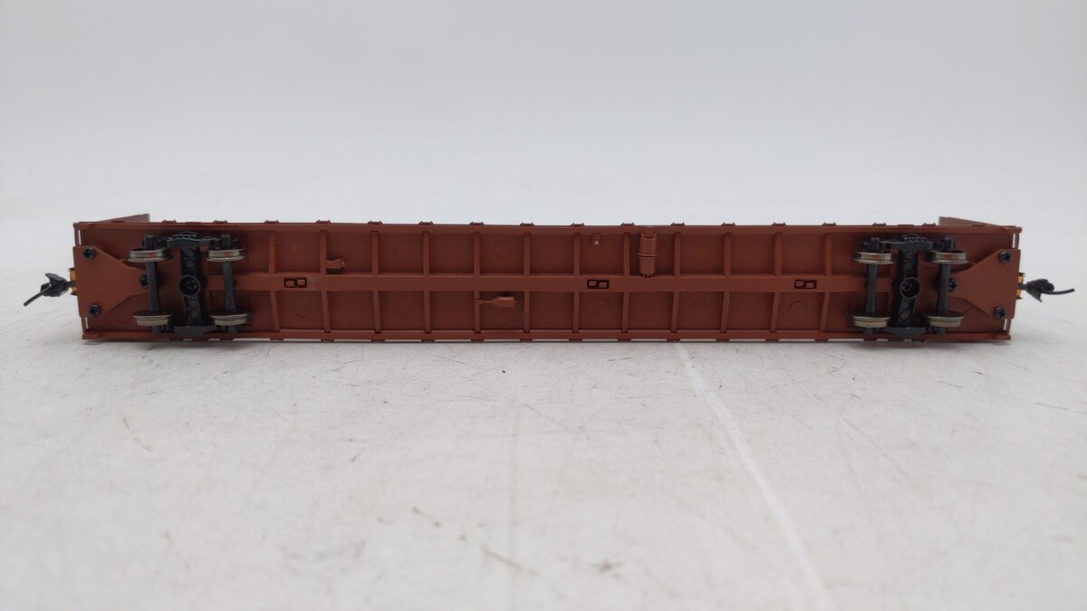 Walthers 932-41463 HO Atlantic & Western 72' Centerbeam Flatcar #300448