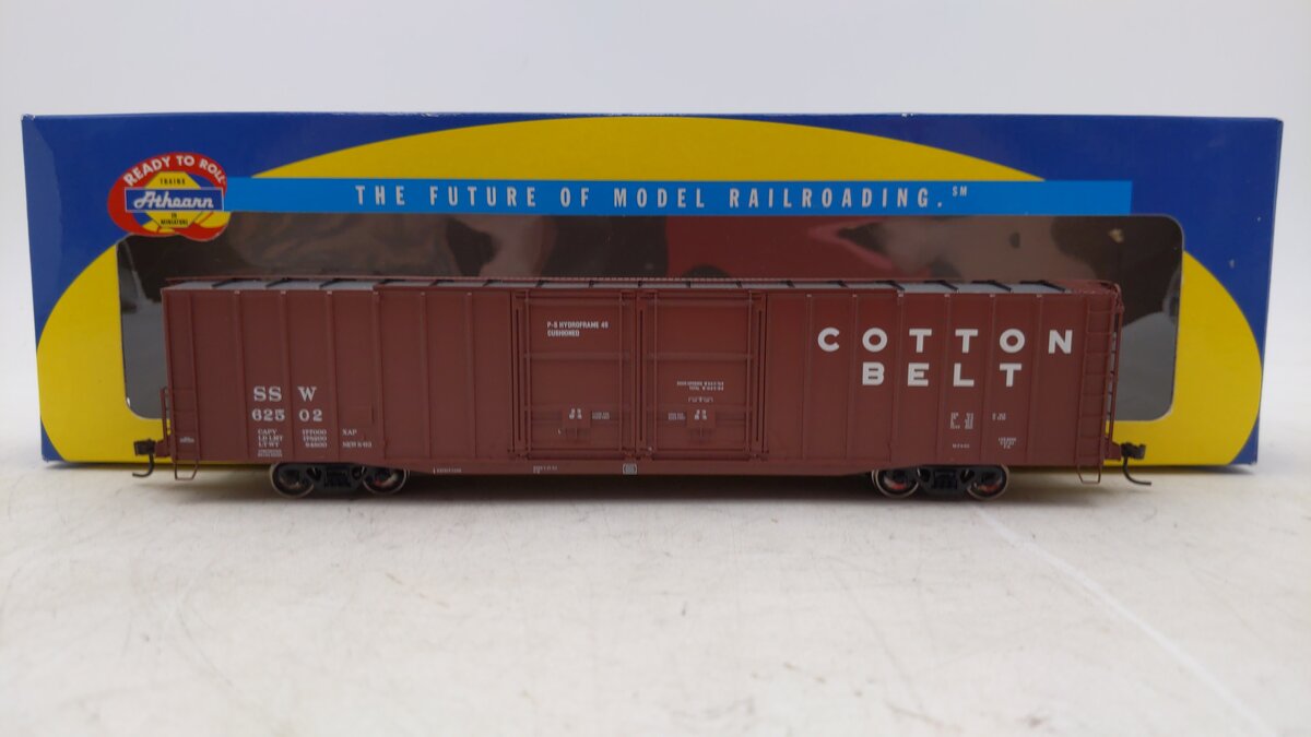 Athearn 89210 HO Southern Pacific 60' PS Auto Parts Boxcar #621117