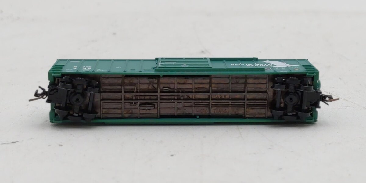 Micro Trains 51000350 Z Berlin Mills 50' Rib Side Box Car #435
