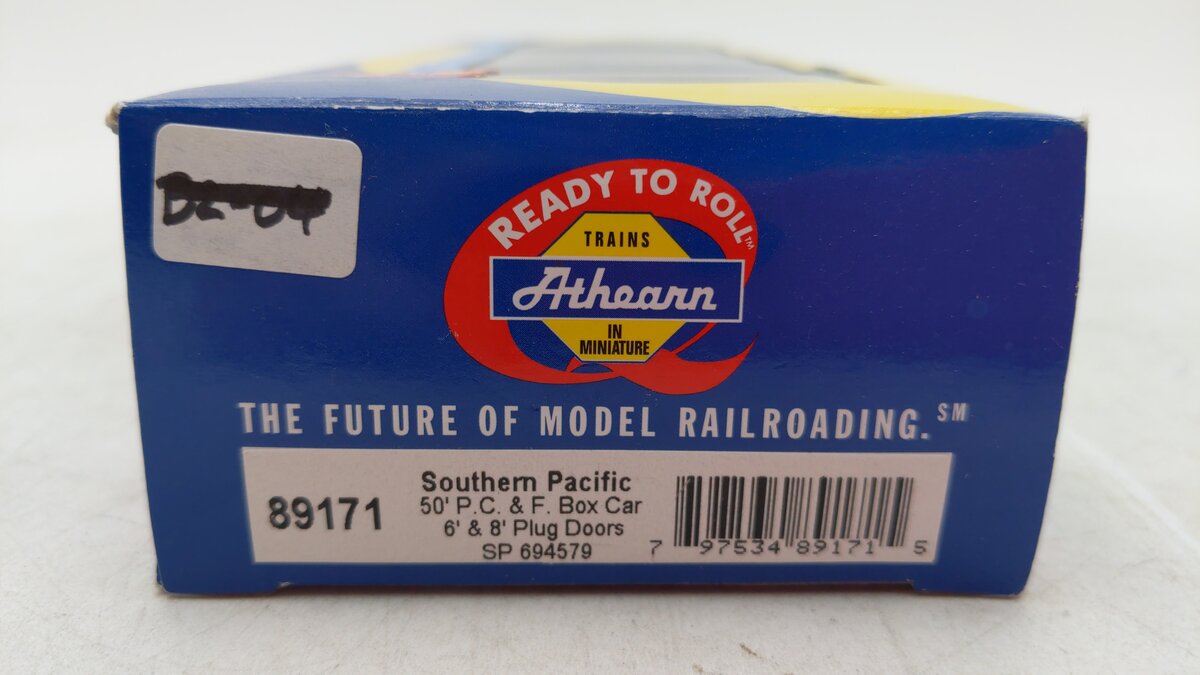 Athearn 89171 HO SP/Early 50' PC&F Plug Door Boxcar #694579