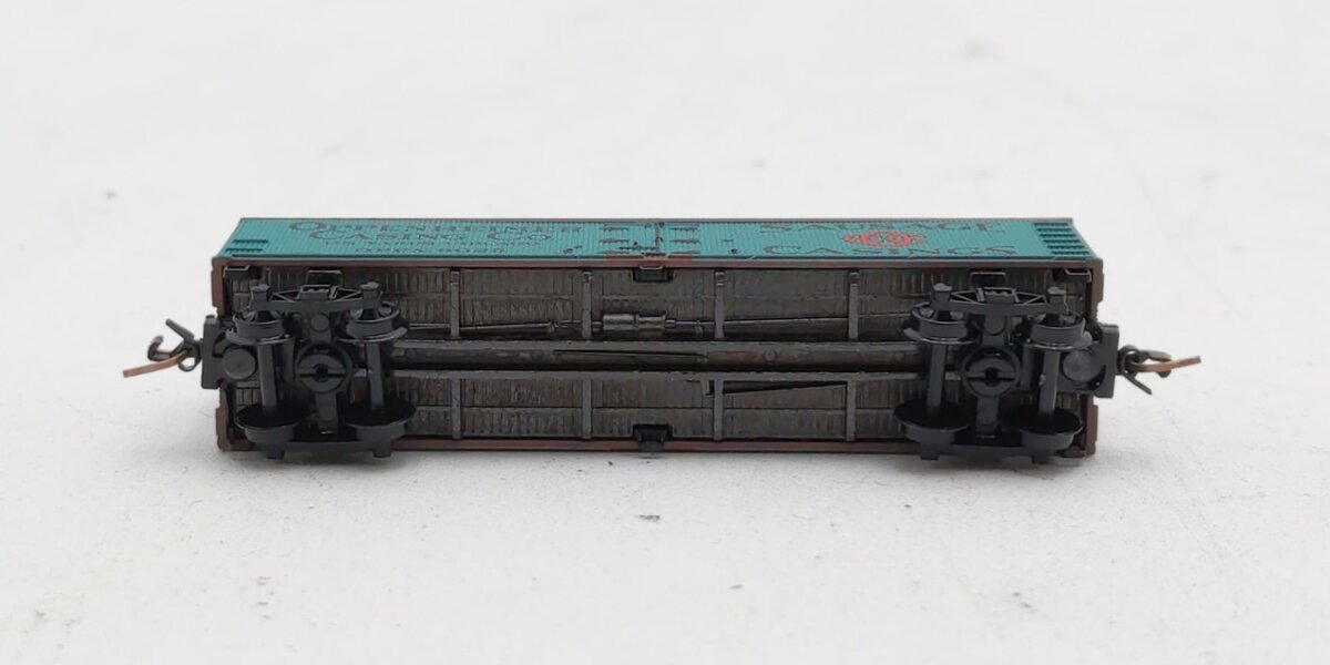 Micro-Trains 51800692 Z Oppenheimer Casing Co. 40' Wood Reefer Car #8025