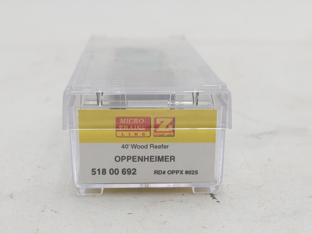 Micro-Trains 51800692 Z Oppenheimer Casing Co. 40' Wood Reefer Car #8025