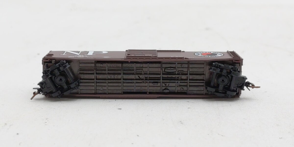 Micro Trains 50500351 Z Northern Pacific 50' Standard Single Door Box Car #31500