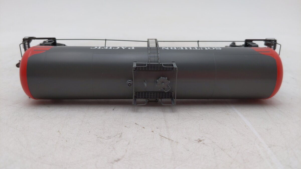 Athearn 73936 HO Scale SP/Fuel Tender RTR RTC 20,900-Gallon Tank Car #700