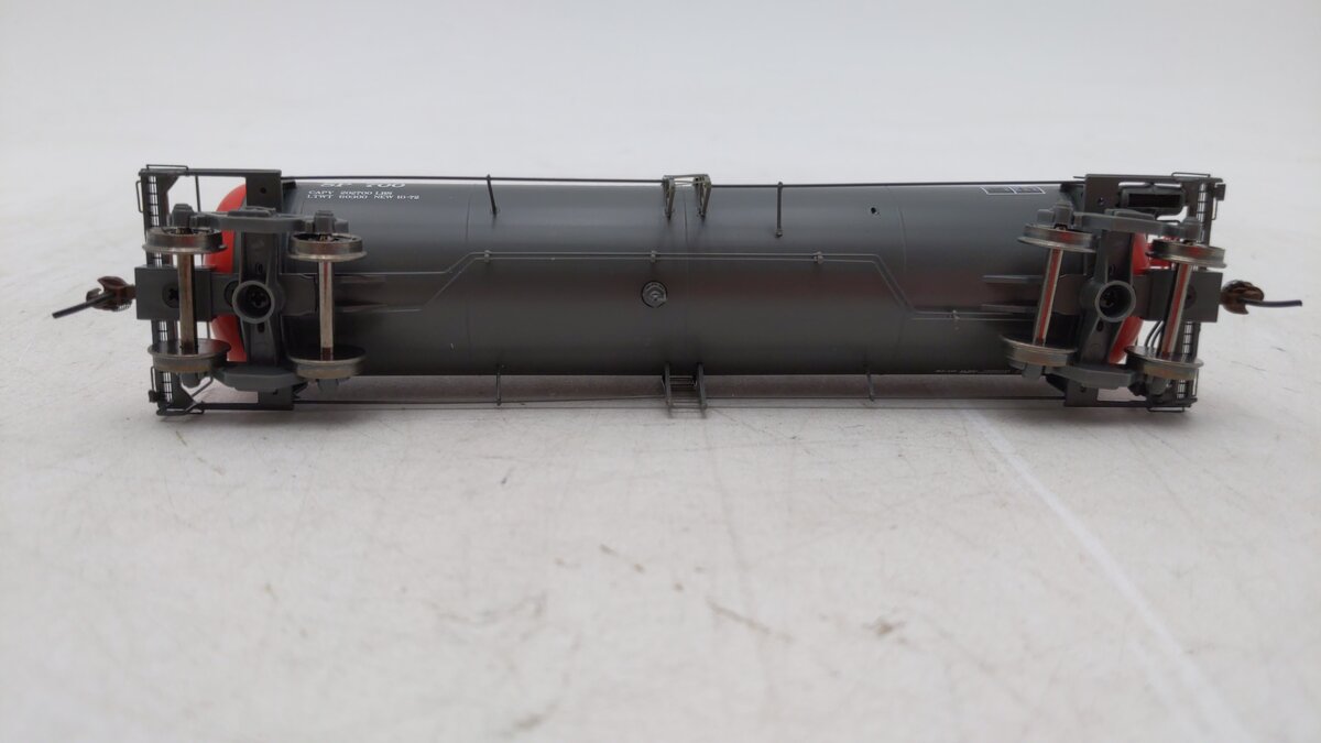 Athearn 73936 HO Scale SP/Fuel Tender RTR RTC 20,900-Gallon Tank Car #700