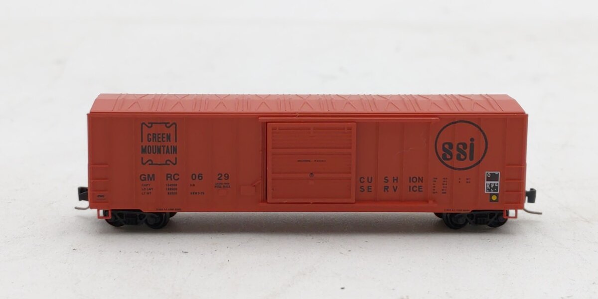 Micro Trains 51000380 Z Green Mountain 50' Rib Side Box Car #0629