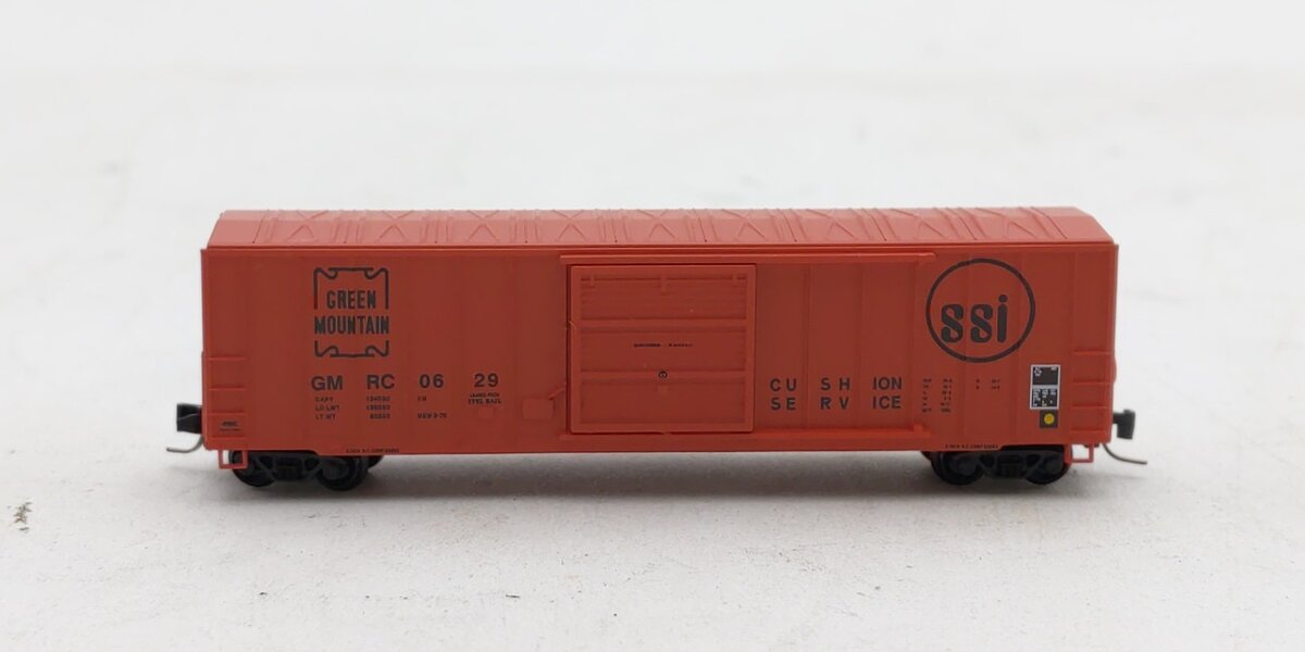 Micro Trains 51000380 Z Green Mountain 50' Rib Side Box Car #0629