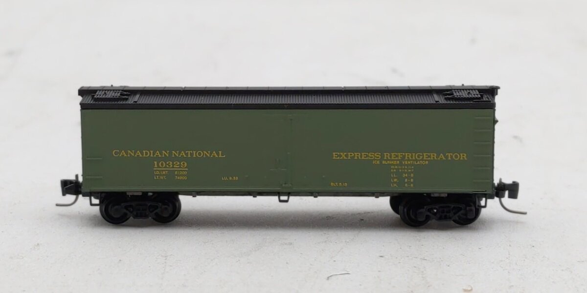 Micro Trains 51800411 Z Canadian National 40' Wood Reefer #10329