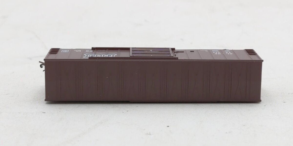 Micro-Trains 51000061 Z Frisco 50' Rib Side Boxcar #42473