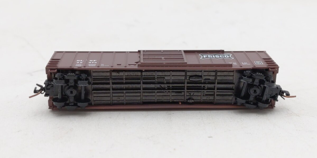 Micro-Trains 51000061 Z Frisco 50' Rib Side Boxcar #42473