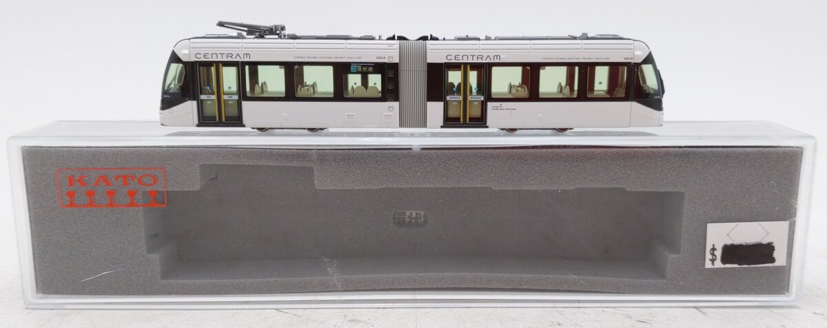 Kato 14-8021 N Centram Light Rail Vehicle LRV Streetcar with Interior Light