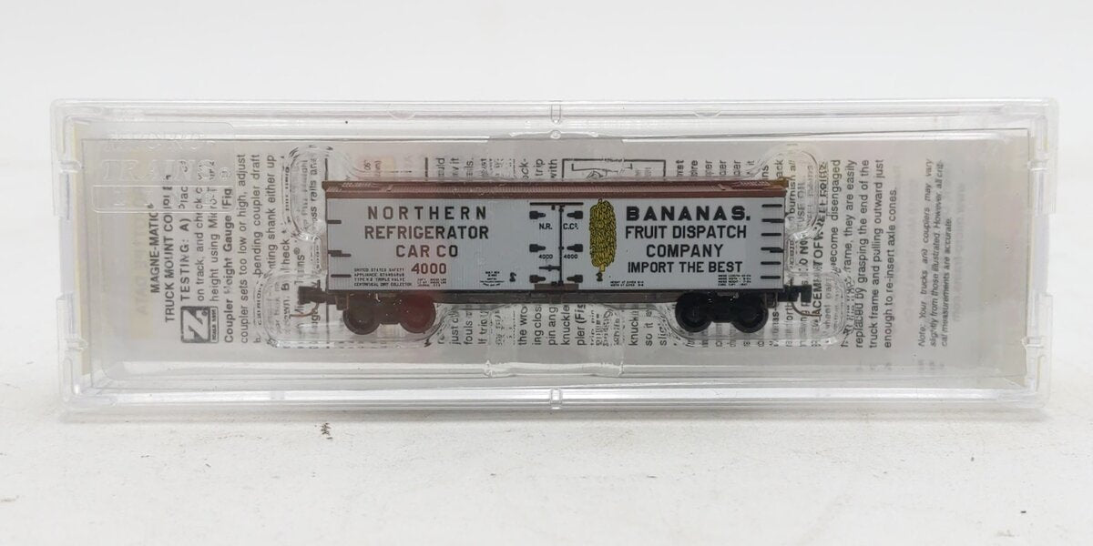 Micro-Trains 51800620 Z NRCC 40’ Double-Sheathed Wood Reefers #4000