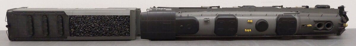 Williams 8000 2-RAil UP 4-6-6-4 Challenger Steam Engine & Tender #3950 EX/Box