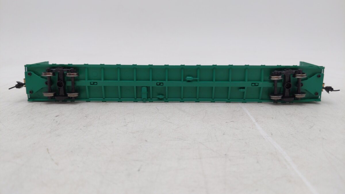 Walthers 910-4803 HO Scale Canadian Pacific 72' Centerbeam Flatcar #318308