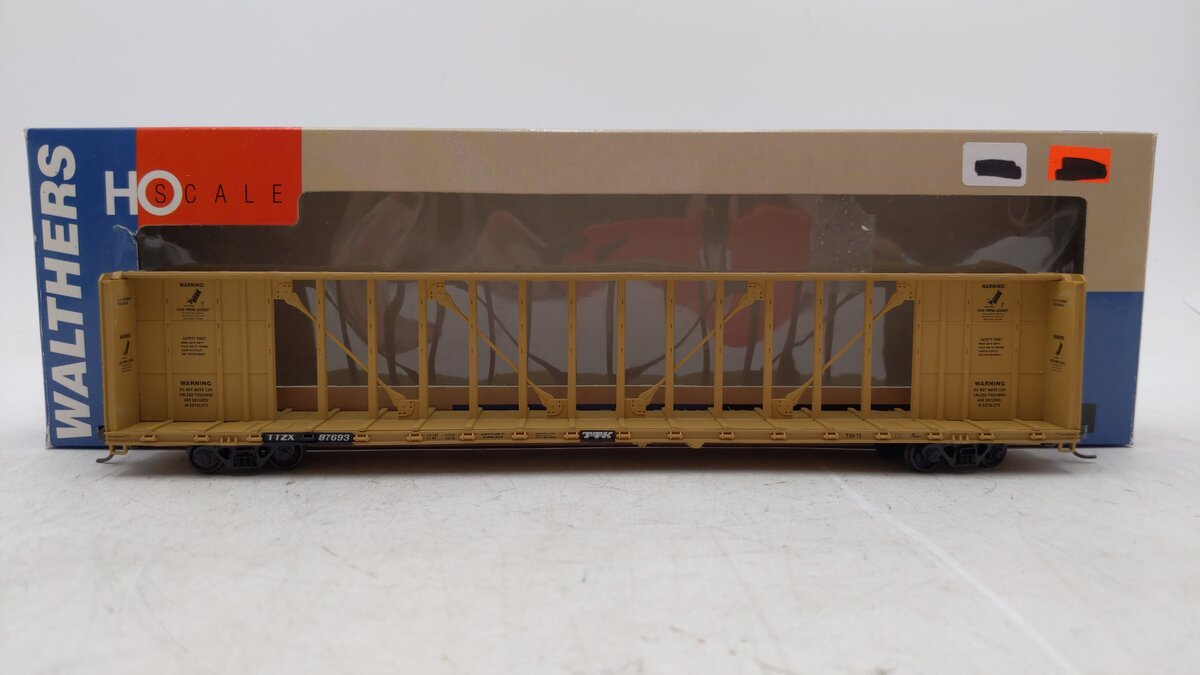 Walthers 932-4103 HO Scale TTX-Standard 72' Center Beam Single Flatcar