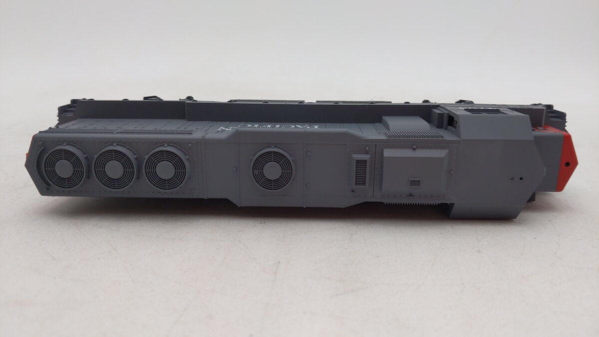 Con-Cor 0015-001009 HO Southern Pacific EMD GP-40 Diesel Locomotive #4705