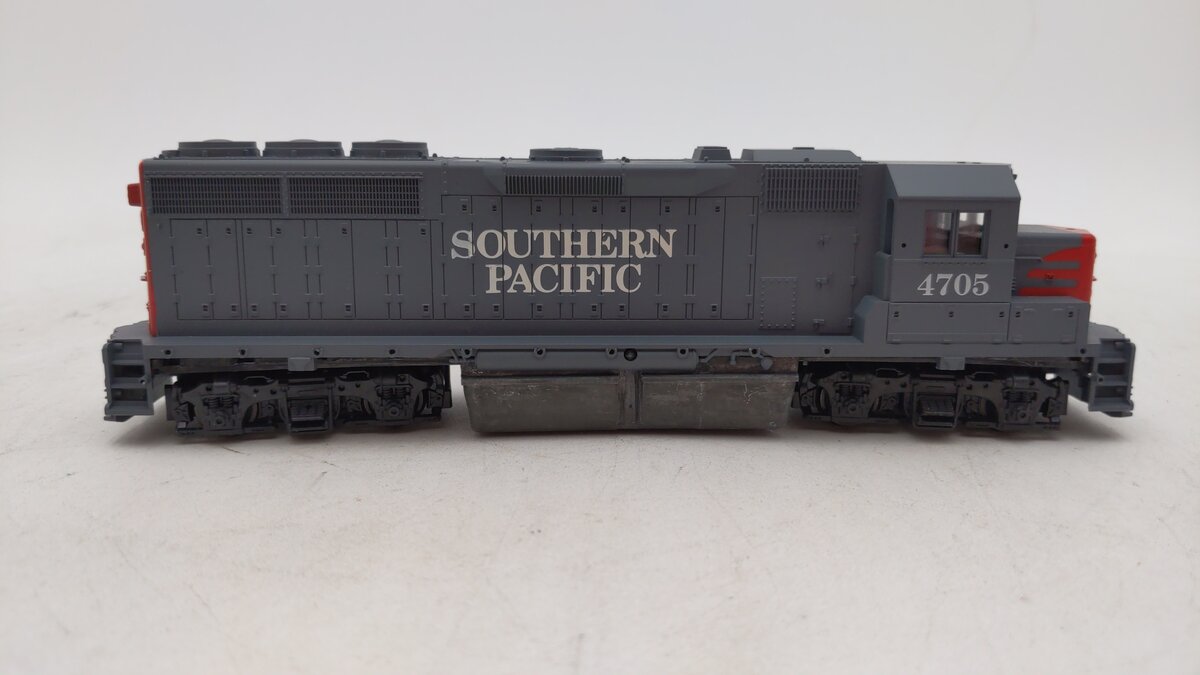 Con-Cor 0015-001009 HO Southern Pacific EMD GP-40 Diesel Locomotive #4705
