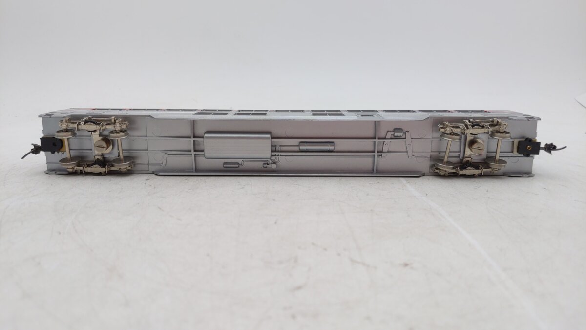 Con-Cor 841 HO Amtrak PhaseII 85' Streamlined Superliner Lounge/Cafe Double-Deck