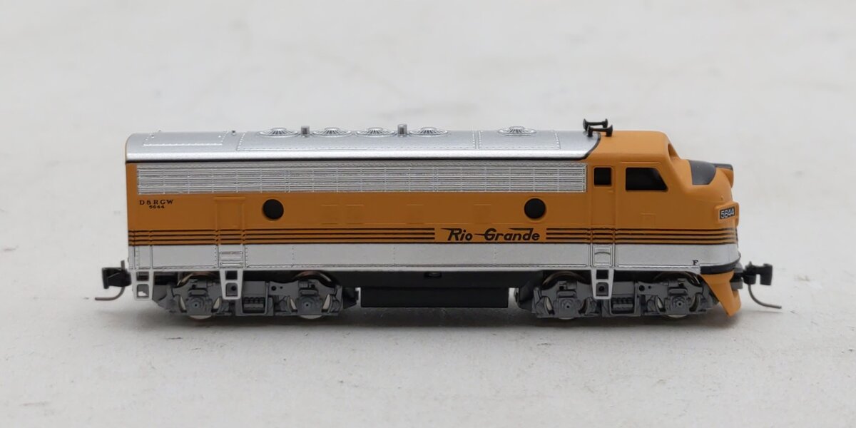 Micro-Trains 98001392 Z D&RGW EMD F7A Diesel Locomotive #5644