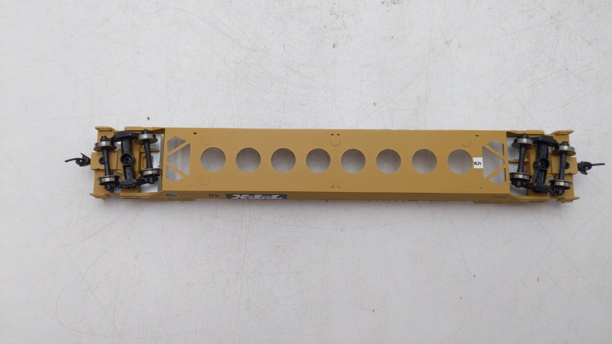 Walthers 932-4305 HO Scale TTX All Purpose Stand Alone Husky Stack #456129 NIB