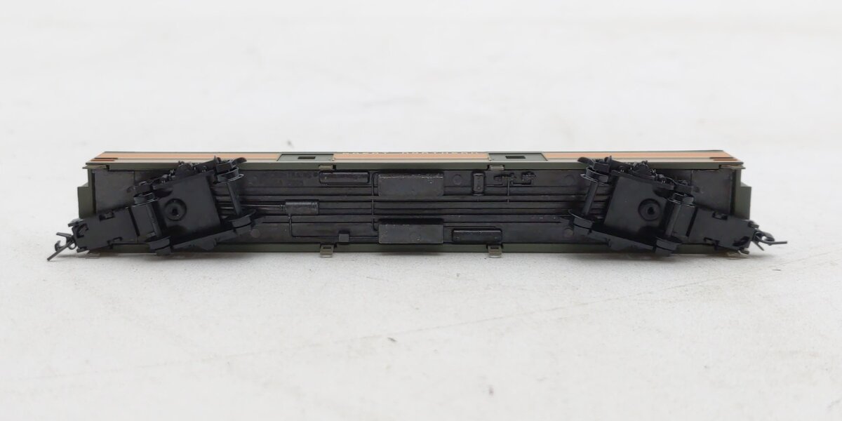 Micro-Trains 55300030 Z Great Northern 70' Lightweight Smoothside Baggage Car LN/Box
