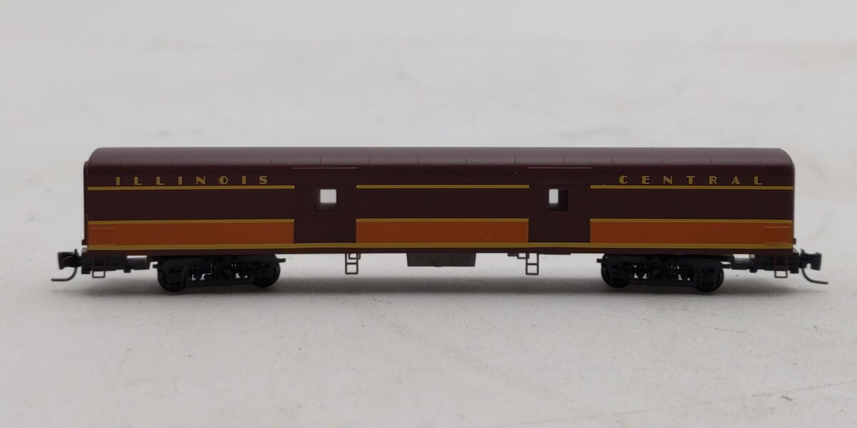 Micro-Trains 55300020 Z Illinois Central 70' Lightweight Smoothside Baggage Car LN/Box