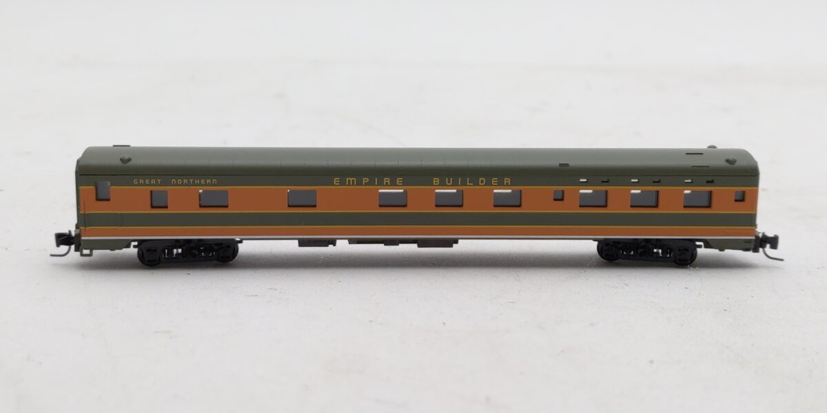 Micro-Trains 55000030 Z Great Northern 83' Lightweight Smoothside Sleeper Car