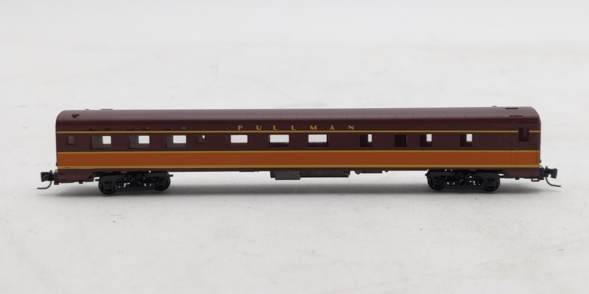 Micro-Trains 55000020 Z Illinois Central 83' Lightweight Smoothside Sleeper Car LN/Box