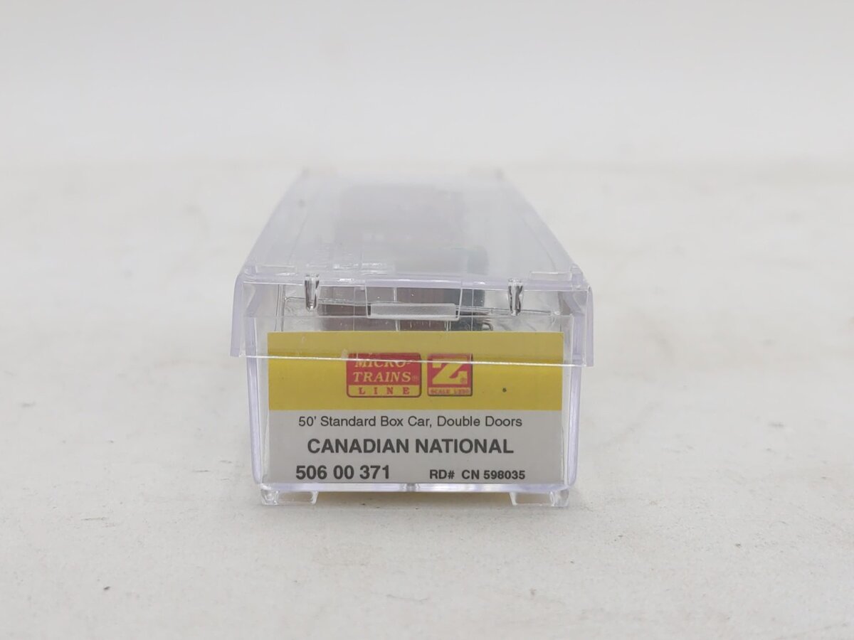MicroTrains 50600371 Z Canadian National 50’ Standard Box Cars #598035
