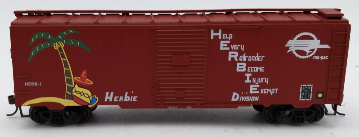Roundhouse 20407 HO MO-Pac "Herbie" 40' AAR Single Door Box Car