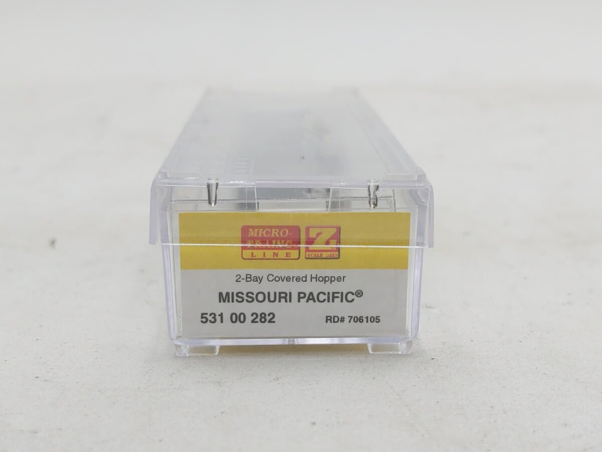Micro-Trains 53100282 ZN Missouri Pacific PS2 2-Bay Covered Hopper #706105