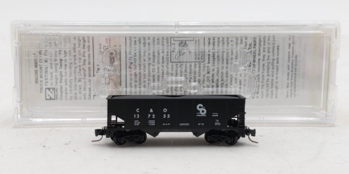 Micro-Trains 53400101 Z Chesapeake & Ohio 33' Twin Bay Hopper #137255