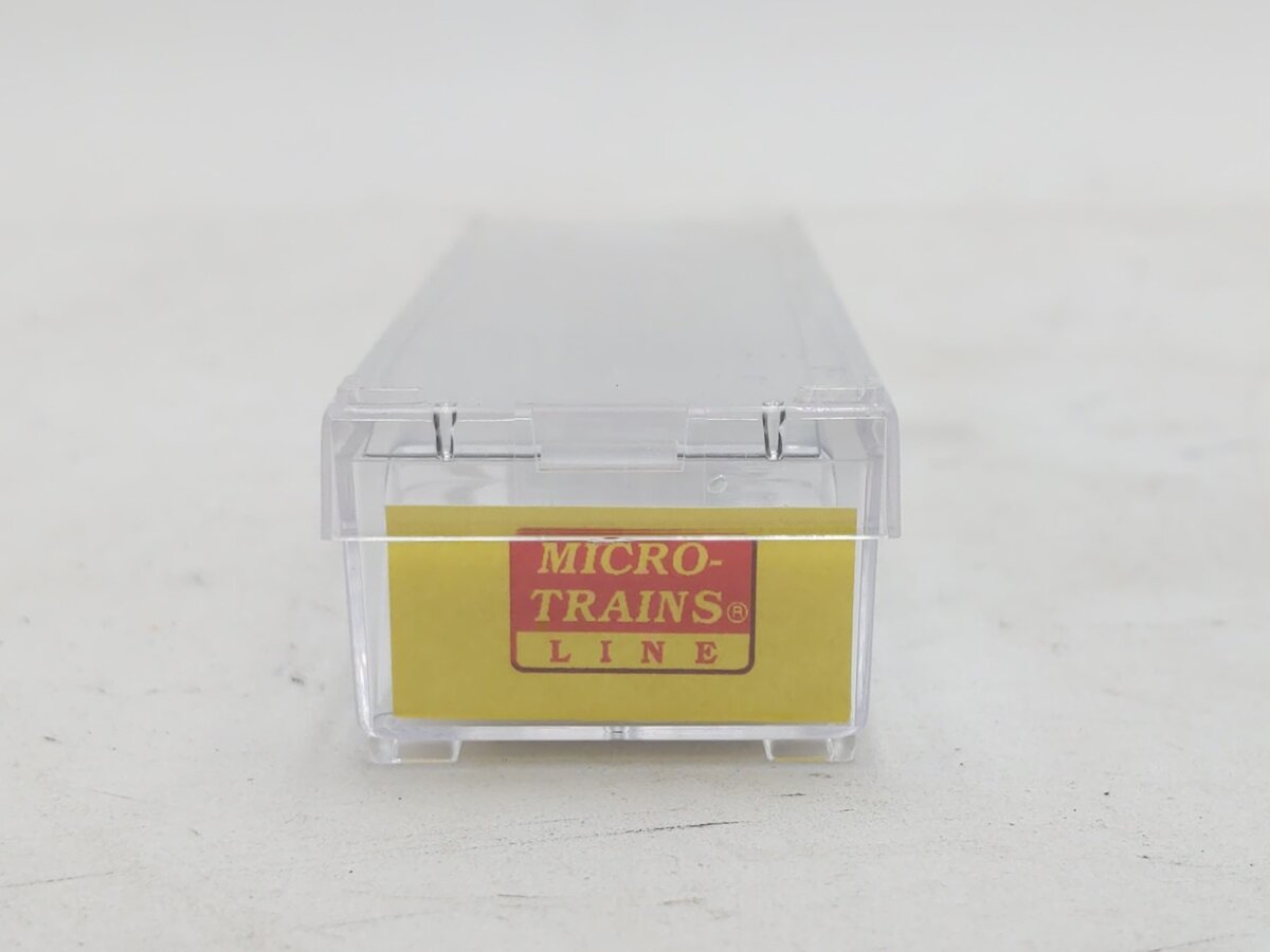 Micro-Trains 53300131 Z Pittsburgh and Lake Erie 33' 2-Bay Hopper #75750