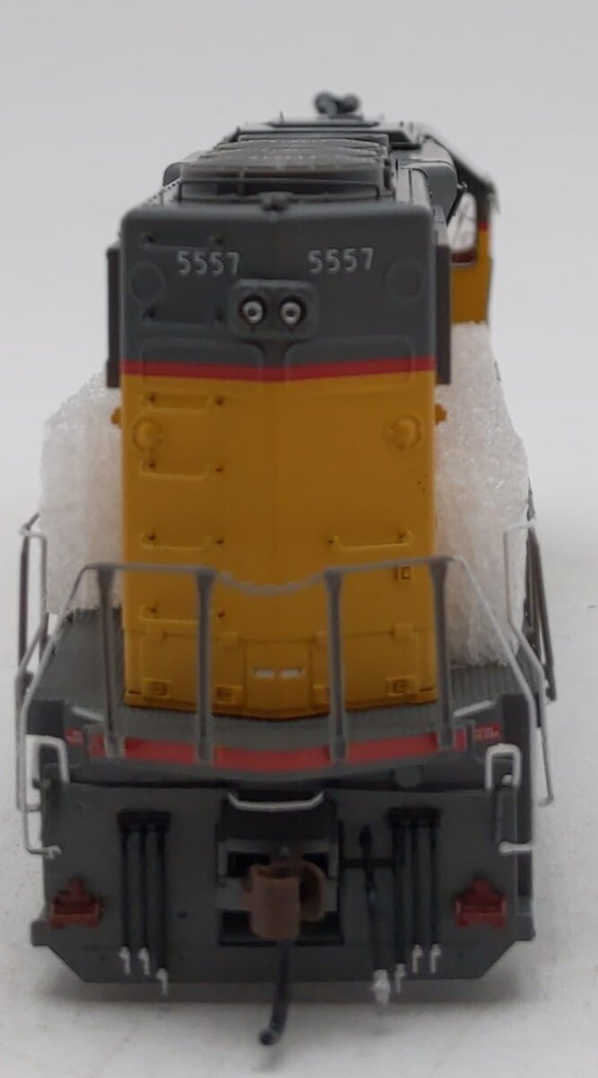 Athearn G40815 HO UP/We Deliver GP50 Phase I w/DCC & Sound #5557 LN/Box