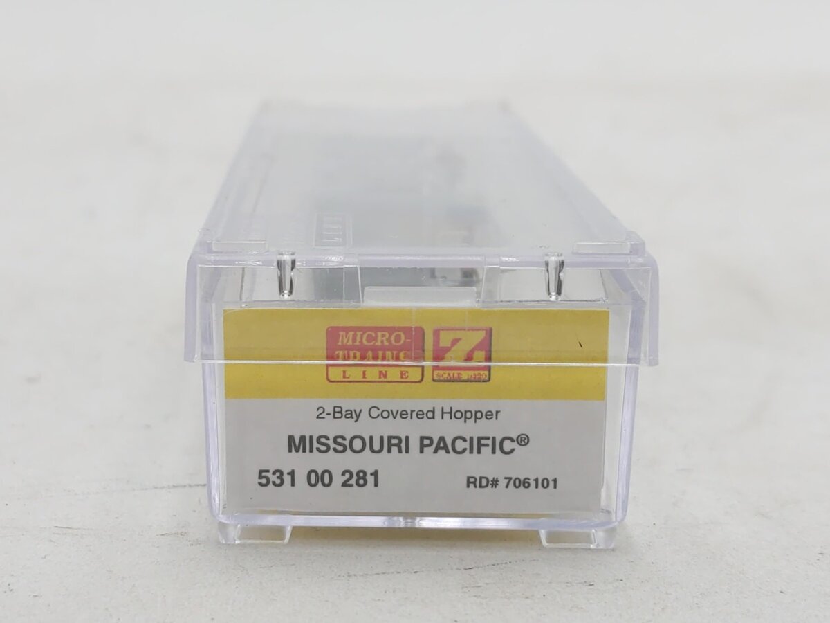 Micro-Trains 53100281 Z Missouri Pacific PS2 2-Bay Covered Hopper #706101