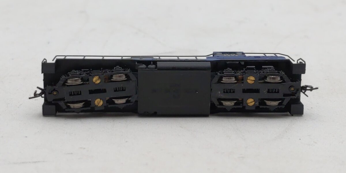 Micro-Trains 98201111 Z Baltimore & Ohio EMD GP9 Powered Diesel Locomotive #6604