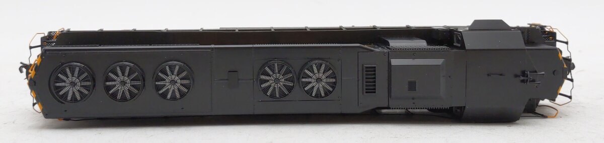 Walthers 920-48060 HO DRGW EMD SD45 Diesel Locomotive #5331