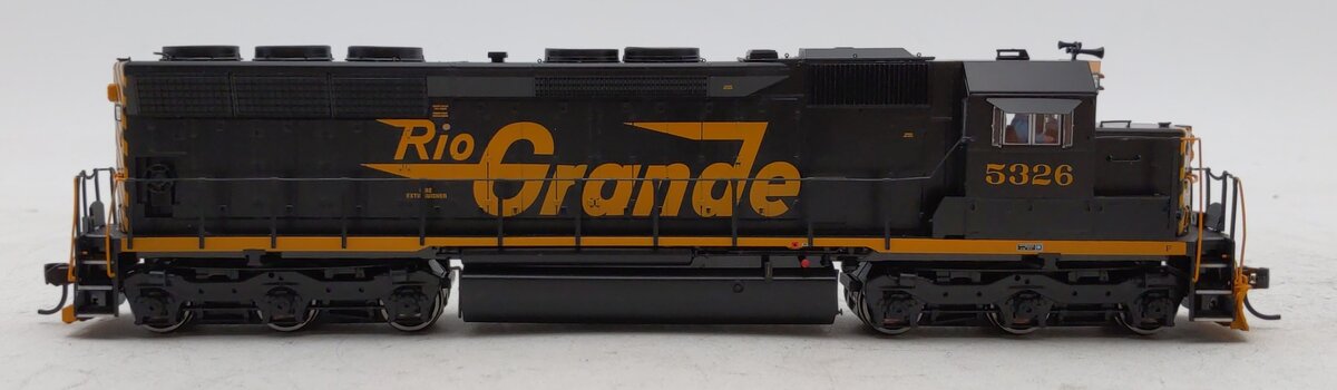 Walthers 920-48059 HO D&RGW EMD SD45 Diesel Locomotive #5326 - Standard DC