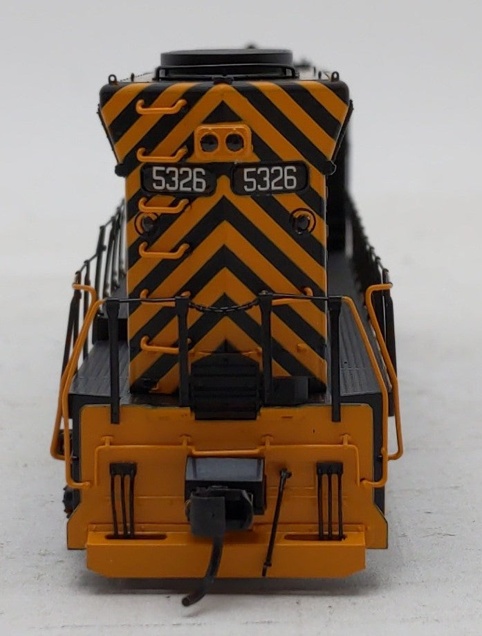 Walthers 920-48059 HO D&RGW EMD SD45 Diesel Locomotive #5326 - Standard DC