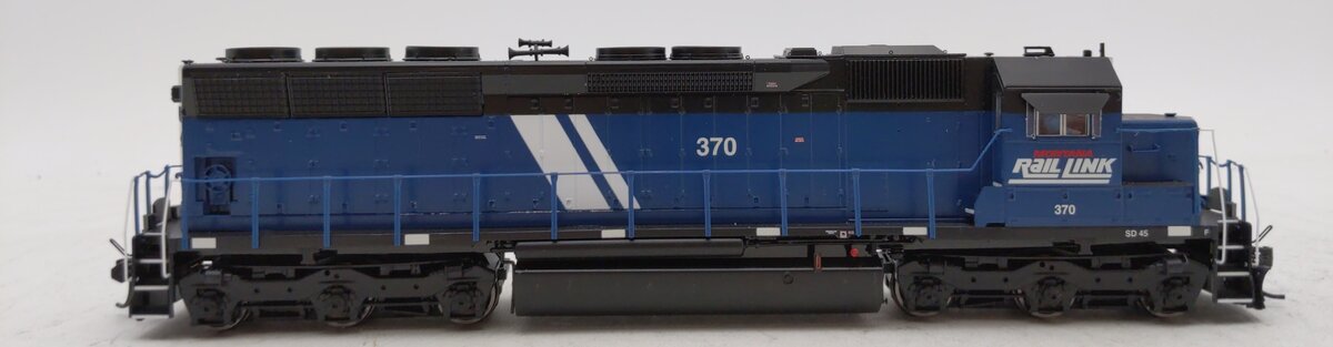 Walthers 920-48063 HO MRL EMD SD45 Diesel Locomotive #370 - Standard DC