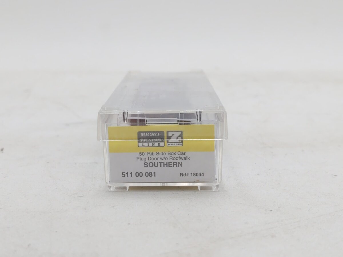 Micro-Trains 51100081 Z  Southern 50' Rib Side Box Car Plug Door #18044 LN/Box