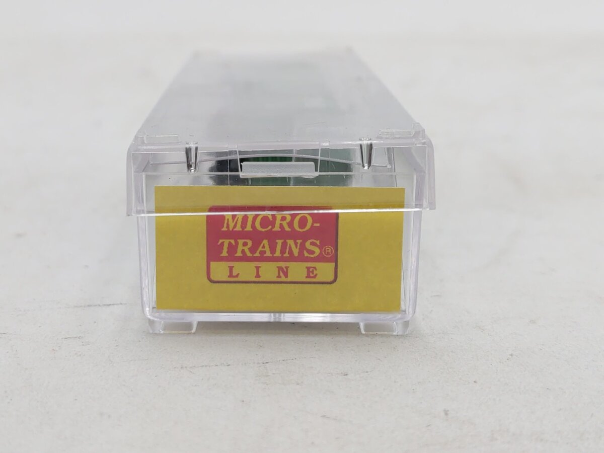 Micro-Trains 50700480 Z Canadian Pacific 50' Plug-Door Box Car #80060